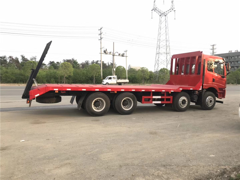 大运前四后八平板车